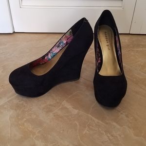 Women's Soft Wedges